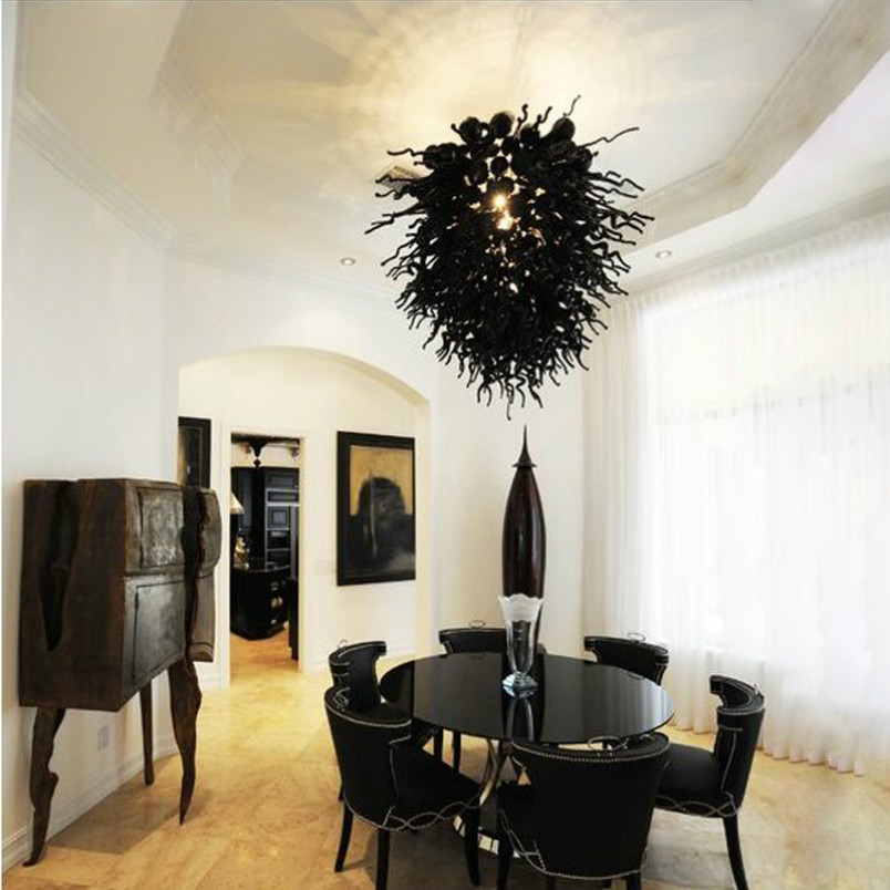 Lampes Lustres d'art en verre soufflé à la main allumant une lampe résidentielle à LED noire de 32 "de large et 36" de haut pour la décoration du