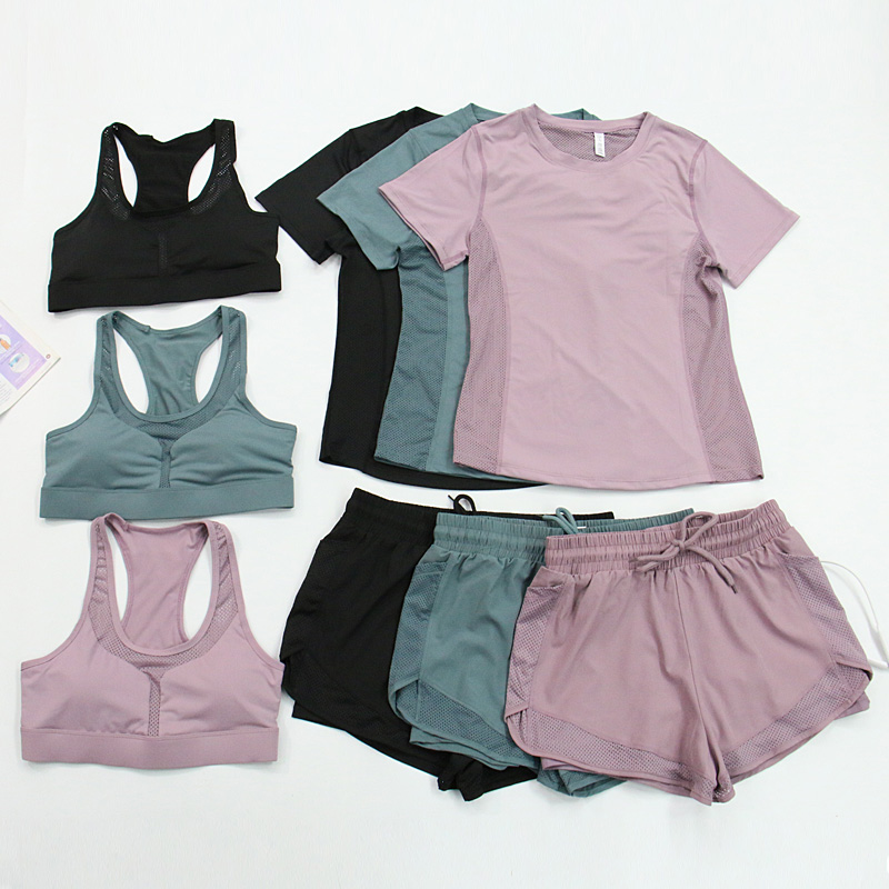 

3 Pcs Women Sports Suit Yoga Set Sports Bra Crop Top+Yoga Shorts With Pockets+Short Sleeve Shirts Sportswear For Gym Set Fitness, Purple top