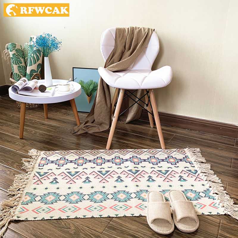 

Bohemian Hand Woven Cotton Linen Carpet Tassel Bedside Floor Mat Area Rug Living Room Bedroom Tapete Para Sala Home Decoration