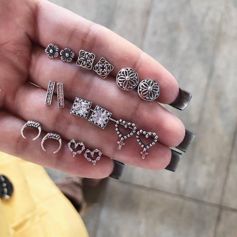 

8 Pair/ Set Jewdy Carving Heart Round Small Earrings Women Flower Geometric Stud Earrings For Women Crystal Jewelry