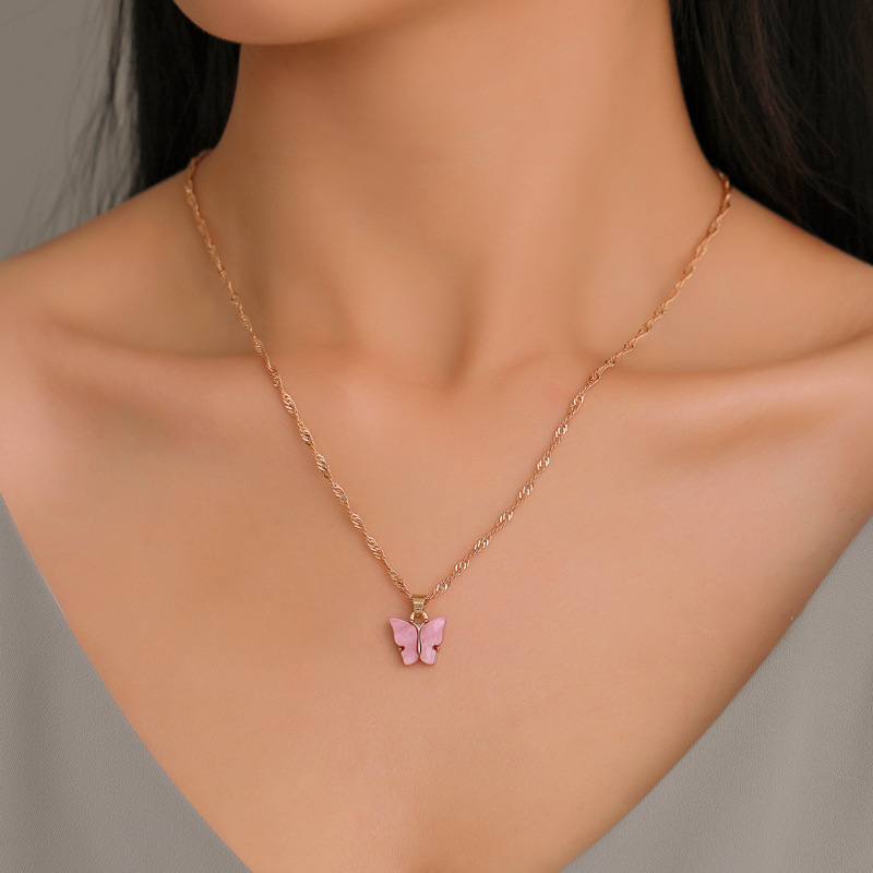 

Simple Mini Butterfly Pendant Necklaces Candy Color Butterfly Necklace Statement Vintage Neckless Clavicular Chain Women Jewelry