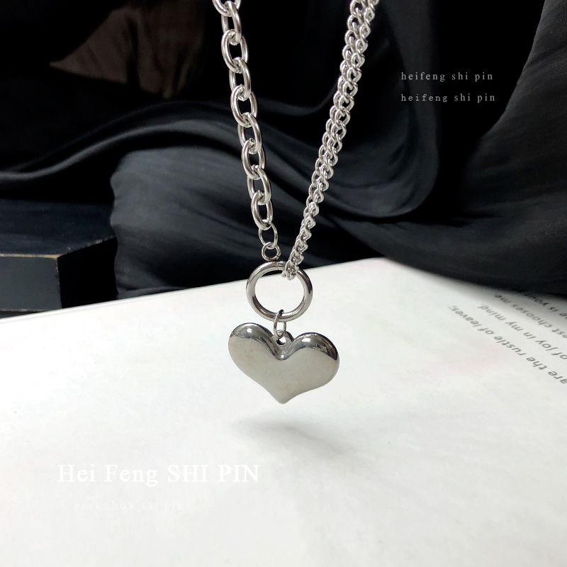 

6.89Lady Gift Silver Color Chain Necklace Popular Style For Women Jewelry Metal Heart Pendant Necklace Girl Female Party Gift