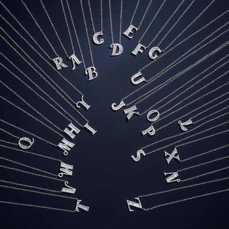 

Fashion Silver 26 English Letter Crystals Clavicle Necklace Shiny Bridal Wedding Jewelry Women Girls Christmas Brithday Party Gifts