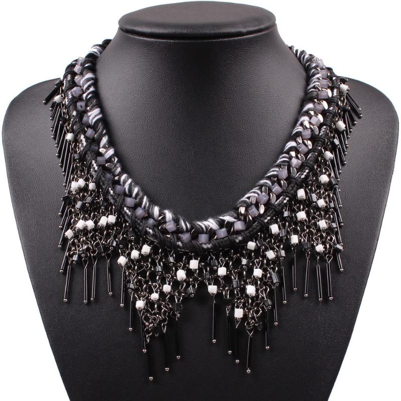 

2020 New Arrival Design Fashion Brand Pendant Necklace Chunky Statement Bead String Braided Chain Choker Necklace for Women