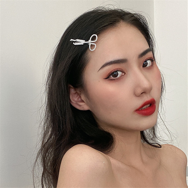 

New Women Elegant Crystal Scissors Shape Alloy Hairpins Sweet Headband Hair Ornament Clips Barrettes Fashion Hair Accessories