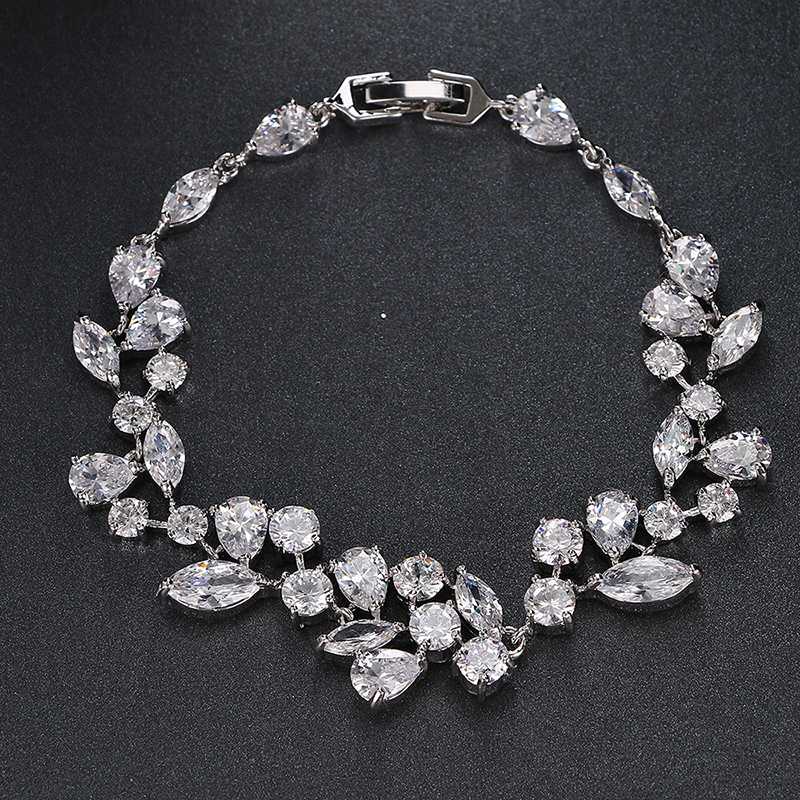 

Luxury Brilliant Marquise Cut Cubic Zirconia Women Birthday Bracelets White Gold Color Wholesale Price B-011