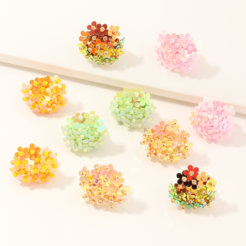 

Latest Floral Earrings Jewelry Trendy Womens New Cute Shiny Colorful Glitter Small Flower Ball Shaped Stud Earrings For Girls