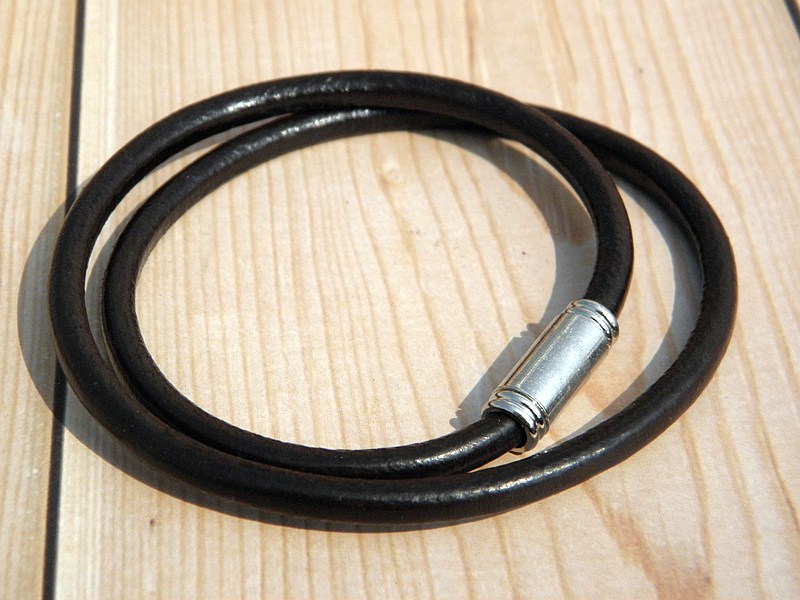 

New Men's Fashion Real Leather Wrap Bracelets Double-deck Handmade Women's Leather Wristband Jewelry Magnet joint