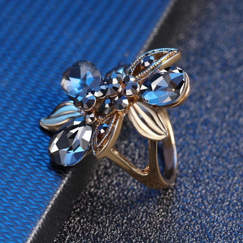 

Fashion Ladies Ring Gold Leaf Flower Shape Ring Personality Wild Girl Party Glamour Accessories Girlfriend Surprise Gift