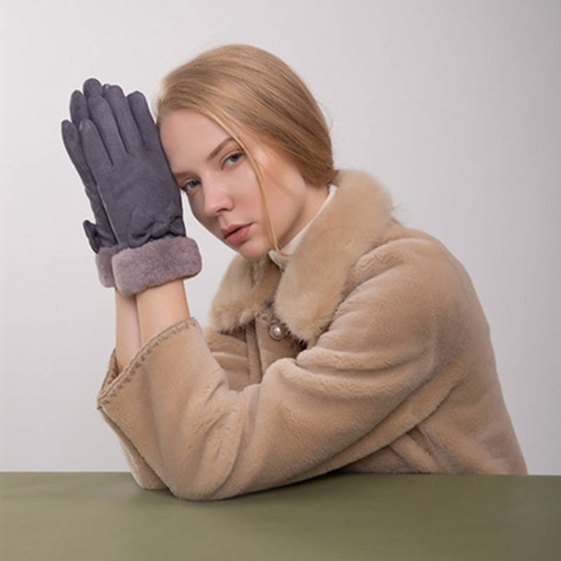 

Women's touch gloves winter touch screen plus velvet suede leather hair gloves riding car thickening warm mittens E42