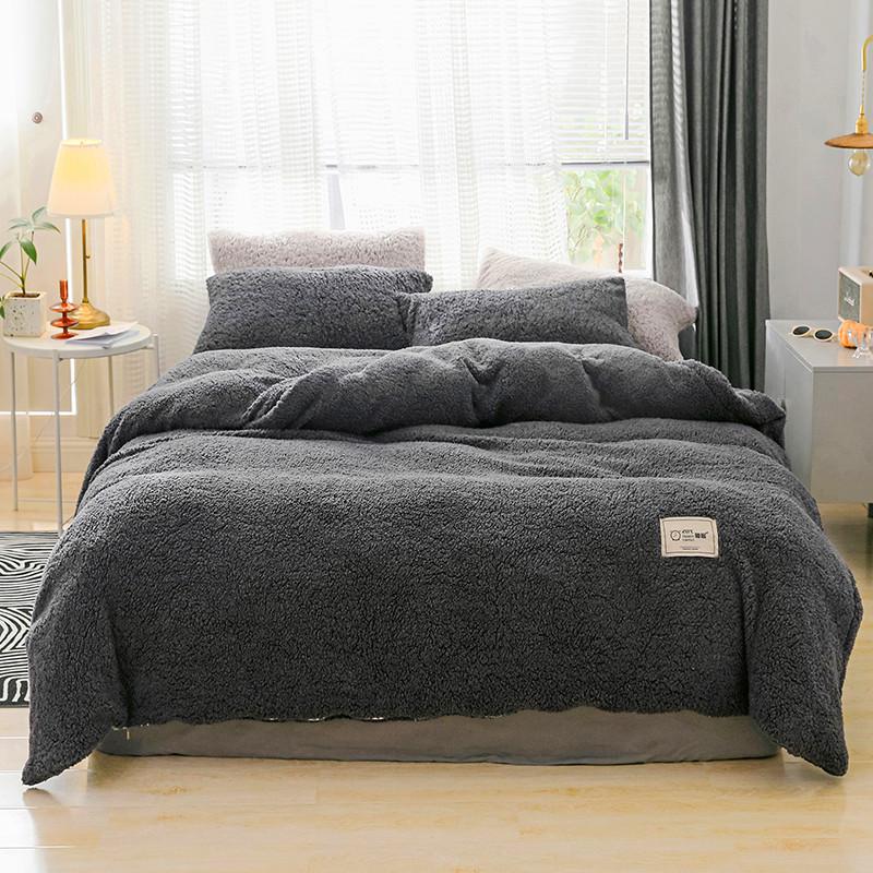 

Luxury Plush Shaggy Solid Color Bedding set Warm Soft Perfect for Winter Duvet Cover Bed sheet Pillowcase  Queen 1/3/4Pcs, Color 2