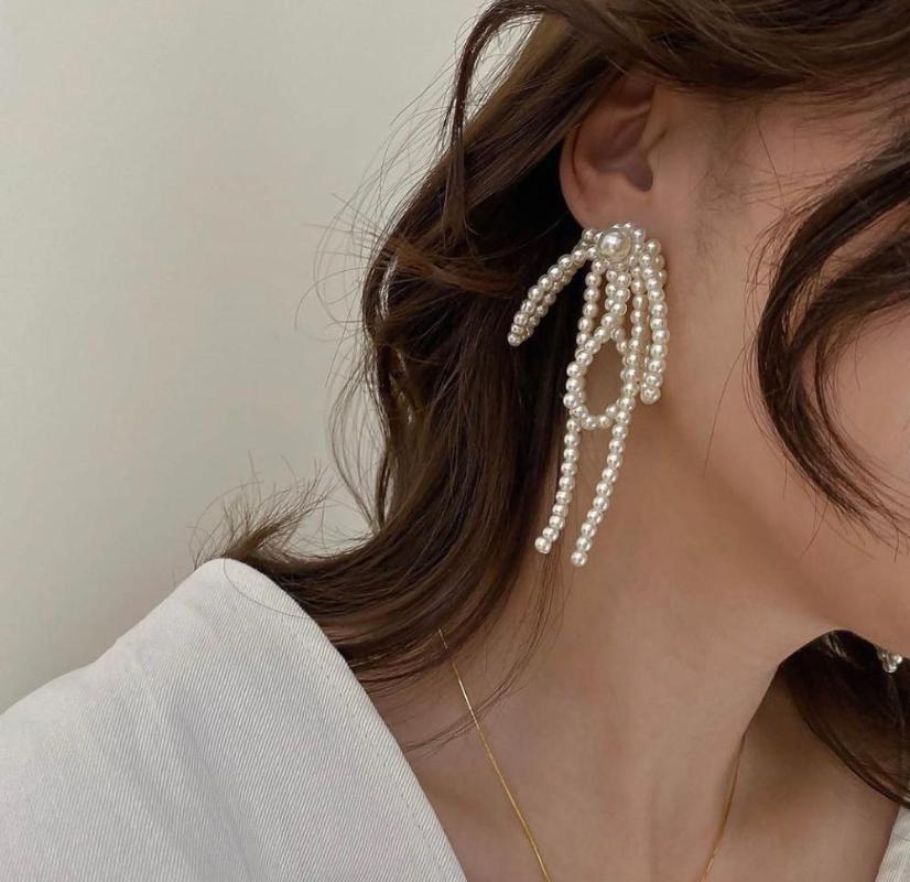 

FFLACELL Korean New Trendy Red White Imitation Pearl Tassel Big BowFlower Dangle Drop Earrings for Women Wedding Jewelry