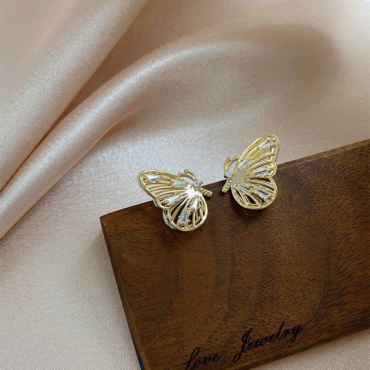 

Shiny Side Fashion Brand Jewelry Zirconia Butterfly Stud Earrings For Women New Style Insect Crystal Earring