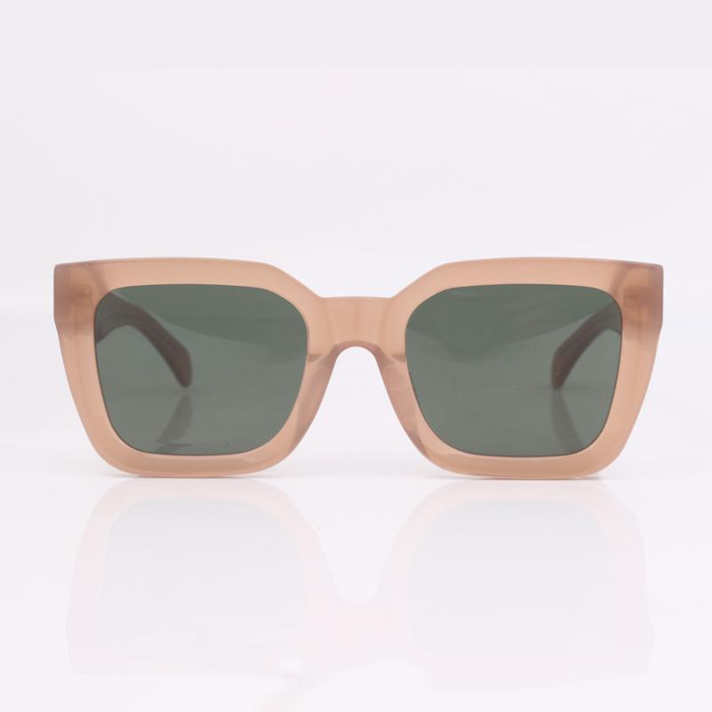 

nude Translucent Tinted sunglasses women chunky square frame women eye wear green lens