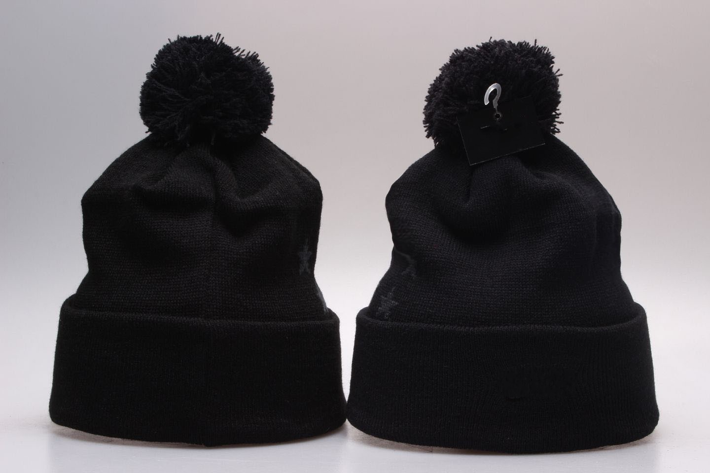 

Wholesale winter Beanie Knitted Hats Sports winter beanies caps Women Men popular fashion winter top quality team hat 10000+ styles hats, Blue;gray