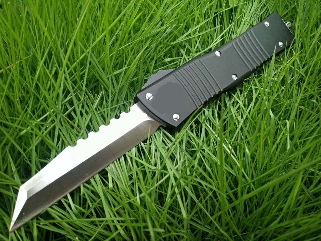

High quality automatic knives Benchmade knife t6061 handle CNC VG10 steel OUT pocket knife BM3300 Camping tactical Survival Hunting knife
