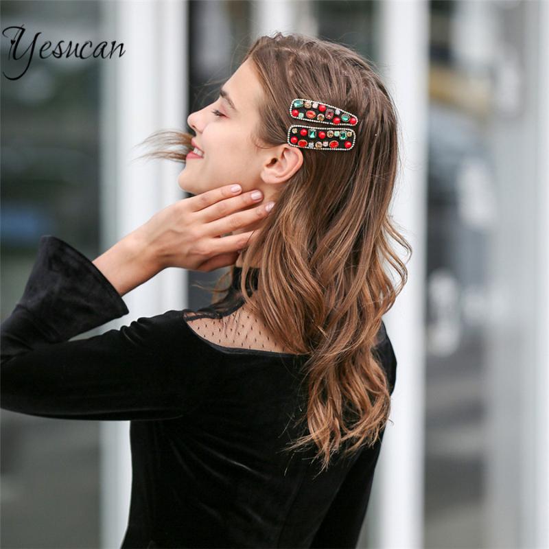 

2020 INS New Color Flashing Rectangular Crystal Hairpin Popular Pearl Crystal Side Clip BB Clip Girl Female Word Bijoux