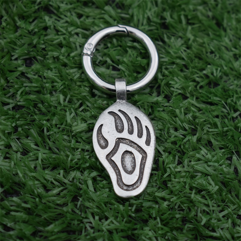 

12pcs Bear Print keychain Animal footprint Jewelry Nordic Viking Amulet