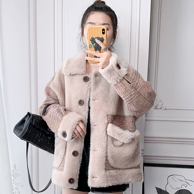 

Women 2020 Winter Fashion Genuine Wool Fur Jacket Female Short Patchwork Outwear Ladies Sheep Shearing Single Breasted Coat V158, Yanmaise