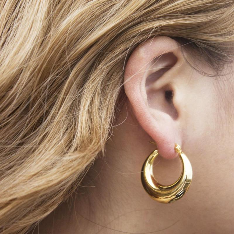 

Vintage Earrings 2020 Women Round Pendant Elegant Charms Gold Earings Fashion Jewelry Piercing Big Stud Earring Gilrs Gifts