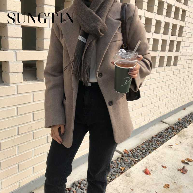 

Sungtin Women Woolen Coat Autumn and Winter New Fashion Korean Long Sleeve Wool Blazer Office Lady Outerwear Thick Loose 2020, Beige