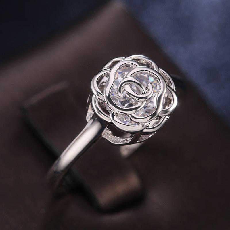 

New Creative Within Diamond Ladies Ring Hollow Rose Flower White Gold Plated Copper Zircon Accessories for wedding