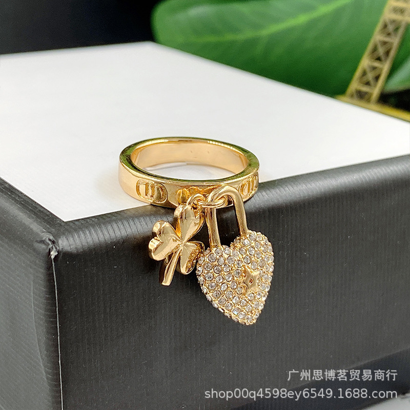 

2020 new brass old ring d letter Pearl Heart Diamond multi-element folding cd ring