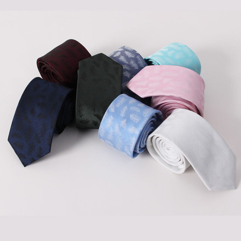 

VEEKTIE Fashion 6.5cm With slim Ties for Mens Necktie Pine Christmas Tree Leaves Pattern Cravata Gravata Wedding Party Tie Black