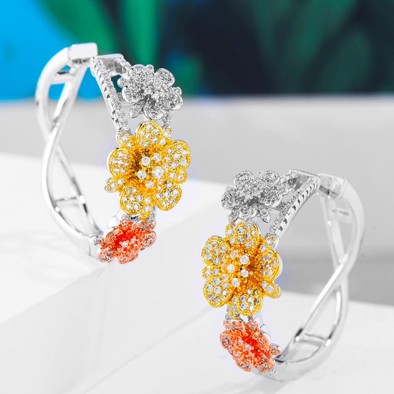 

Mirco Paved Cubic Zirconia Charm Shiny Blooming Flowers Hoop Earrings for Women Bridal Wedding Gift Important occasion Jewelry