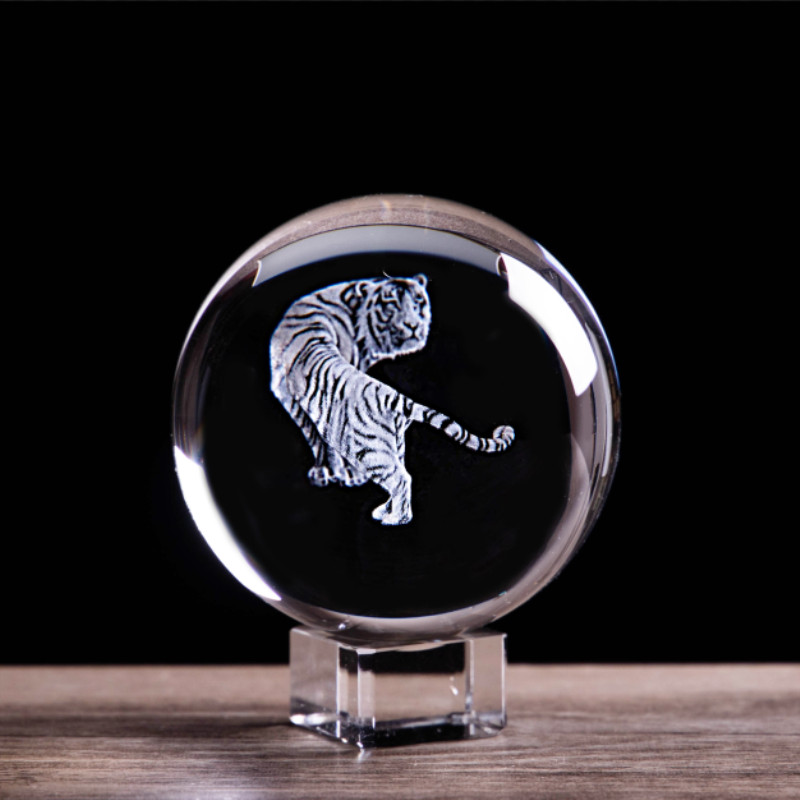 

3D Laser Engraved Zodiac Tiger Crystal Ball Miniature Animal Collectible Figurines Home Business Prosperity Decoration Accessory