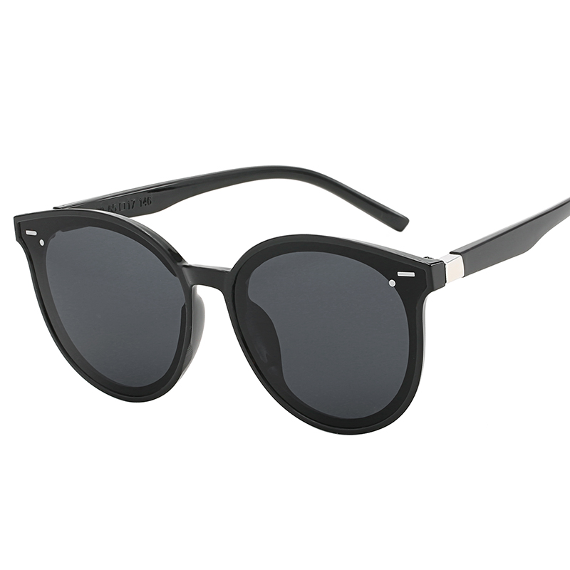 

New High Quality Rice Nail Sunglasses Fashion Street Glasses Women Fashion Trend Ladies Outdoor Personality Glasses