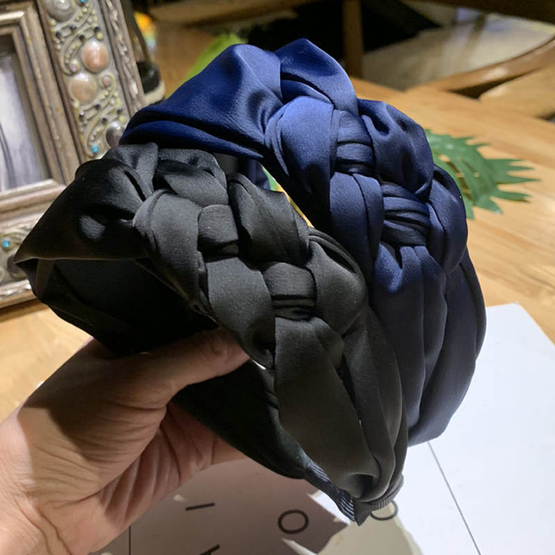 

New Fashion Twist Thick Velvet Hairband For Women Female Headband Solid Color Hair Hoop Girls Headwear Women Hair Accessories