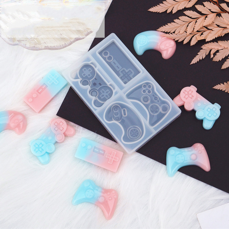 

DIY Game Console Handle Mold Silicone Crystal Epoxy Resin Mold Mirror Game Key Chain Silicone Mold For Resin