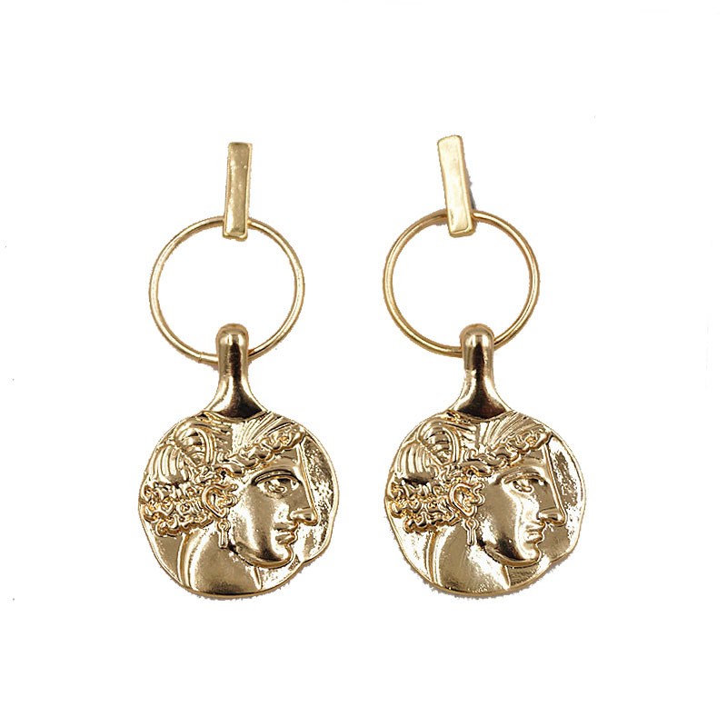

Retro Queen Engraved Gold Coin Drop Earrings Filled Figure Face Medal Party Long Women Earrings Classic Round Jewelry 2020