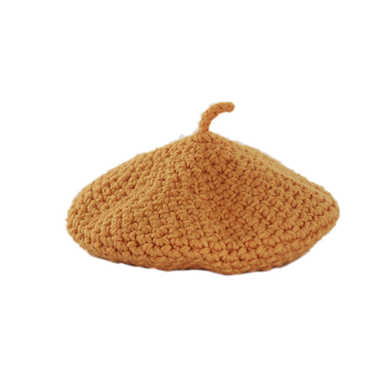 

Beret women's British retro autumn winter Korean fashion Japanese autumn knitted yarn octagonal bud hat, White