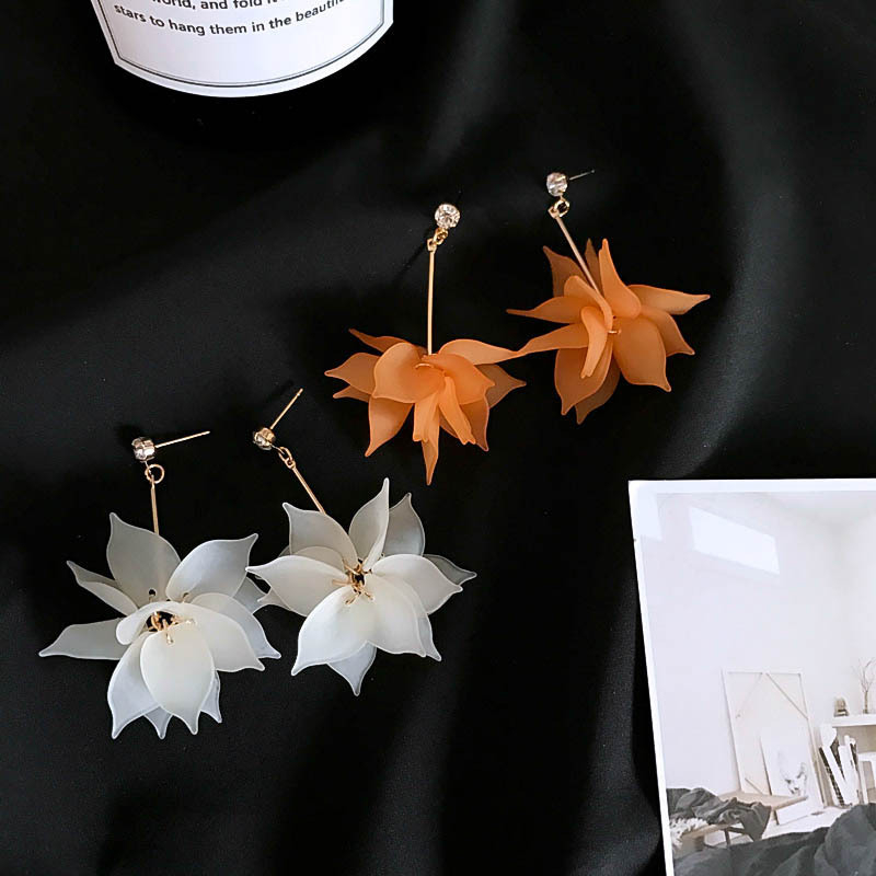 

Luokey Korean New Style Petal Earrings For Women Fashion Long Tassel White Orange Color Dangle Drop Earings Ladies Party Jewelry
