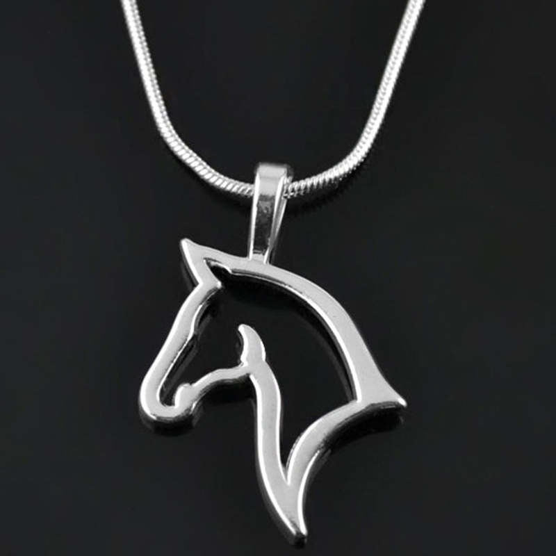 

Creative Geometric Horse Pendant Necklace For Women Men Personality Punk Hip-hop Chain Necklaces Fashion Jewelry Accessories