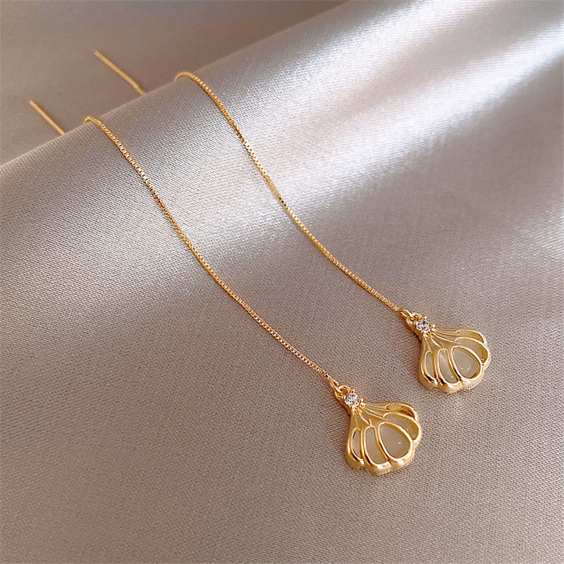 

Dangle & Chandelier Classic Crystal Long Gold Pendant Earrings For Woman Korean Fashion Temperament Fan-shaped Statement Jewelry Gift
