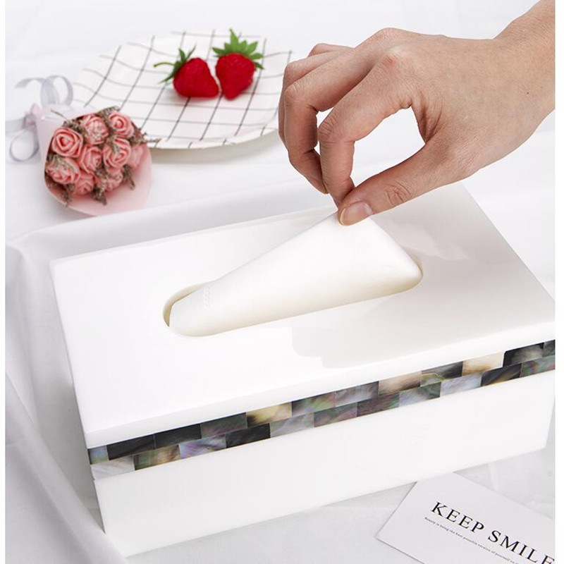 

WSHYUFEI Nordic Resin Tissue Box Crystal Creative Fashion Home Decoration Jewelry Box Storage Tissue Holder Wedding Gifts