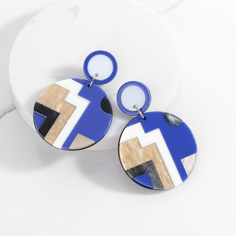 

Korean Fashion Acrylic Stitching Round Geometric Drop Earrings For Women Simple Office Modern Women Jewelry Earrings Gift 2020