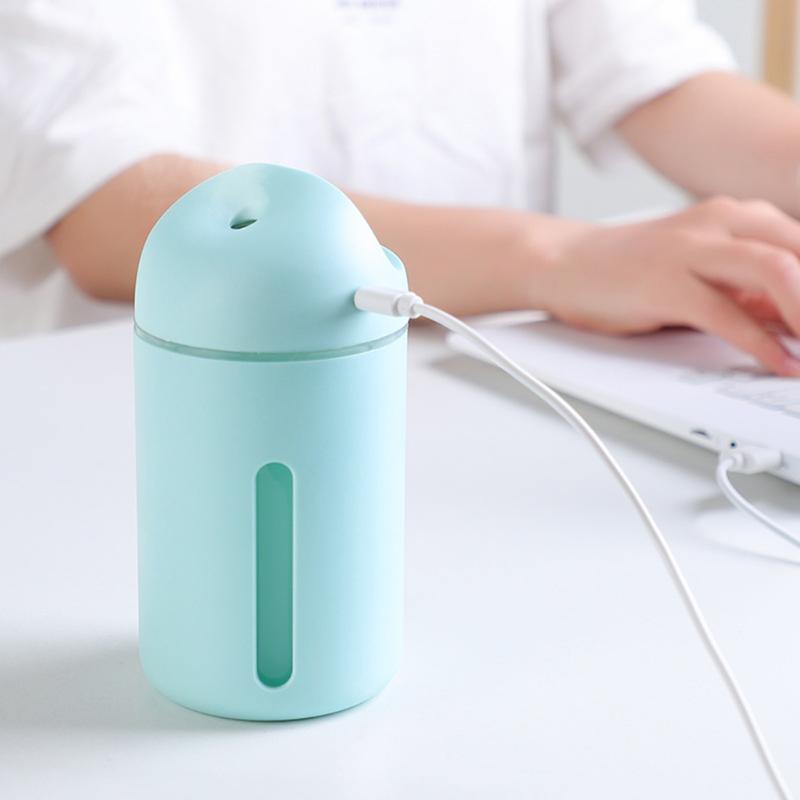 

320ML Mini USB Diffuser Car Mist Humidifier Air Diffuser w/ light Touch