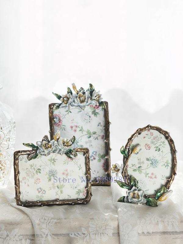 

RETRO PHOTO FRAME DIAMOND ARTIFICIAL FLOWER RELIEF HANDMADE PHOTO STORAGE MODERN HOME DESKTOP DECORATION METAL ORNAMENT