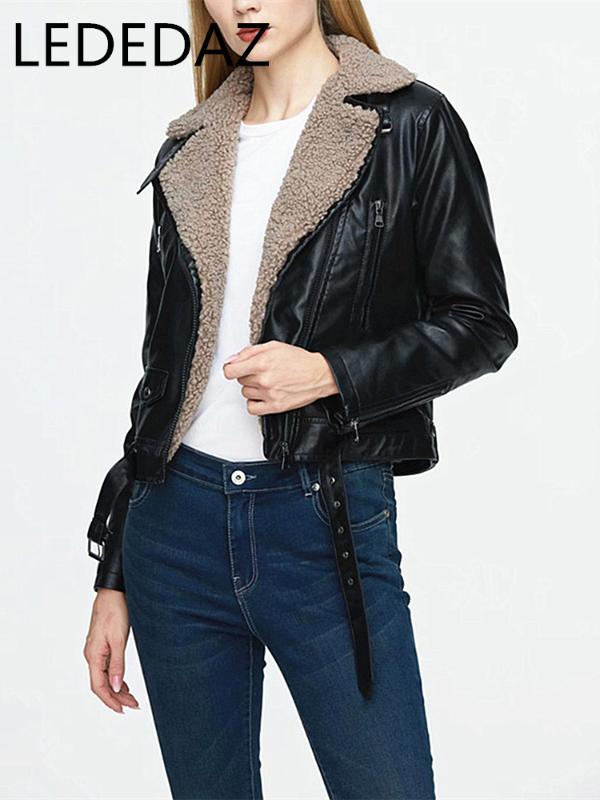 

LEDEDAZ Women Winter Sheepskin Leather Jacket Coats Plus Size Faux Fur Coat Short Thicken Fashion Black Motor Biker Jacket Belt