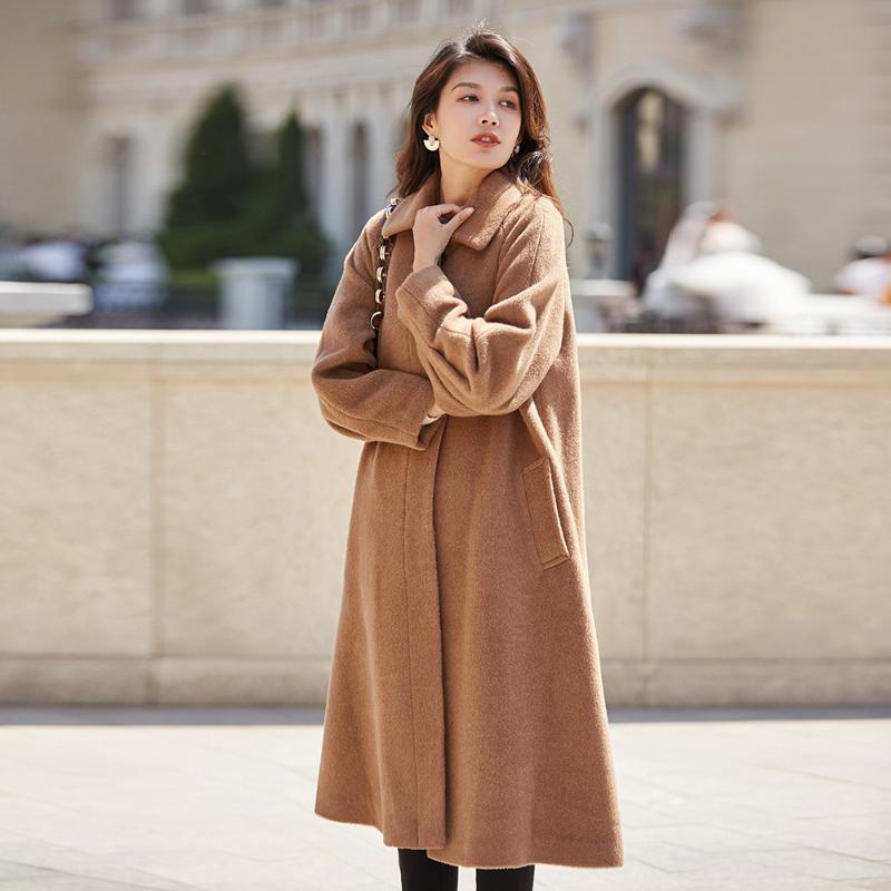 

Woolen coat 2020 new winter woolen coat women' silk velvet loose llama alpaca warm long section of female, Beige