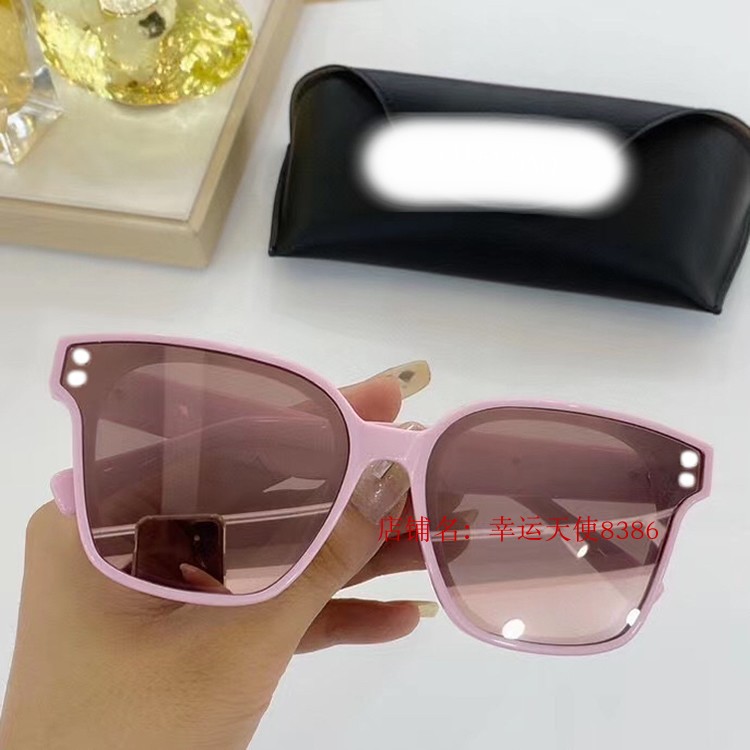 

CXZ700508 High-end box face-lift plate sun eyes 2020 female little red book rivet trendy sunglasses