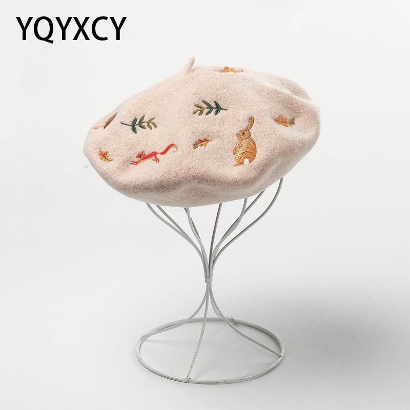 

Handmade Embroidery Squirrel 100% Wool Beret Womens Hats Painter Cap Lady Autumn Winter Baret Cap Hat Female Design, Beige