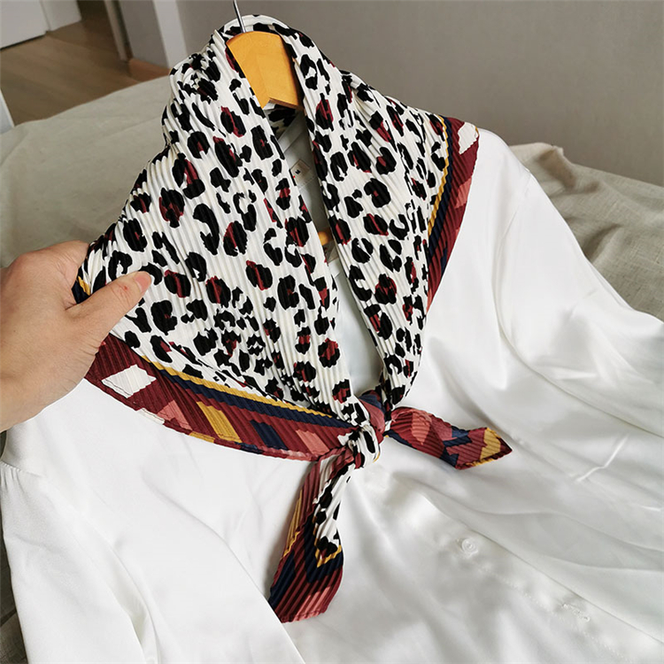 

Scarves SELLING Miyake Pleated Autumn Fashion Scarf Diamond Leopard Print IN STOCK