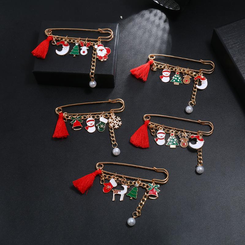 

Children's Clothes Scarf Tools Brooch Pins Accessories Cute Cartoon Christmas Brooch Pin Santa Elk Snowman Scarf Buckle Decor