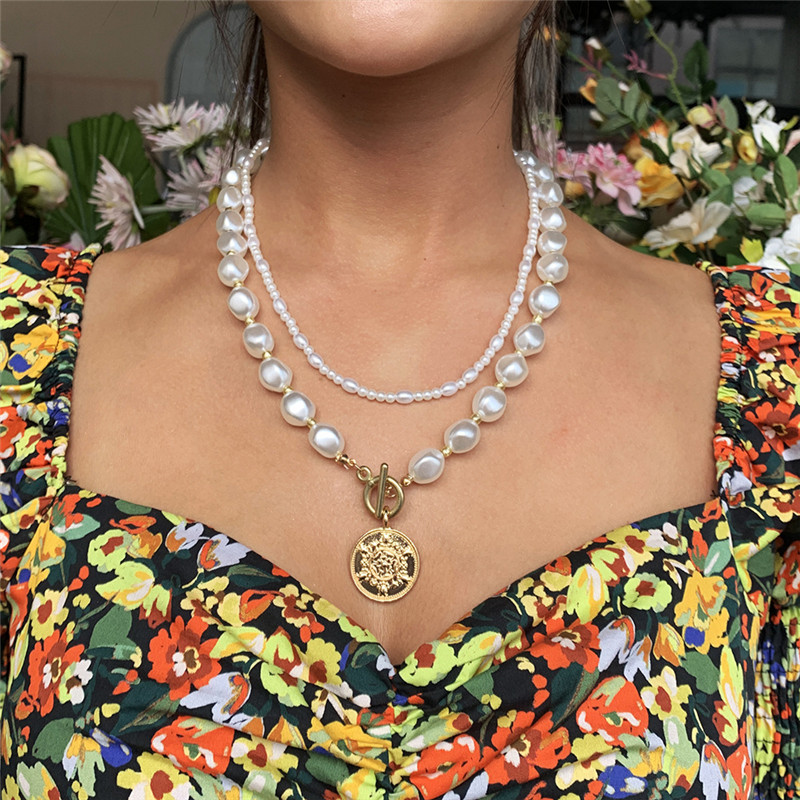 

Punk Imitation Pearl Choker Necklace for Women Fashion Geometry Round Lasso Pendant Big Coin Necklace Jewelry 2020 New