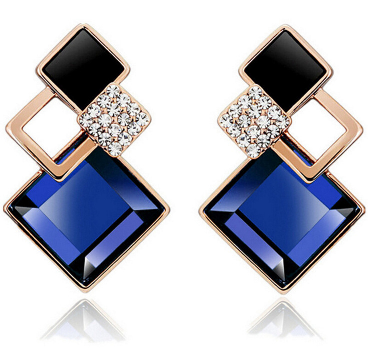 

2020 New Arrival Zinc Alloy Earing Austrian Explosion Models Hot Earrings Zircon Ladder Multi-layer Features Factory Wholesale